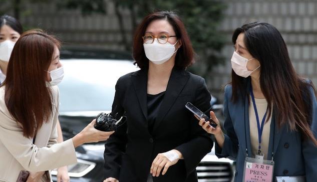 [정석원칼럼] 억지로 만든 유죄, 민주공화국의 수치